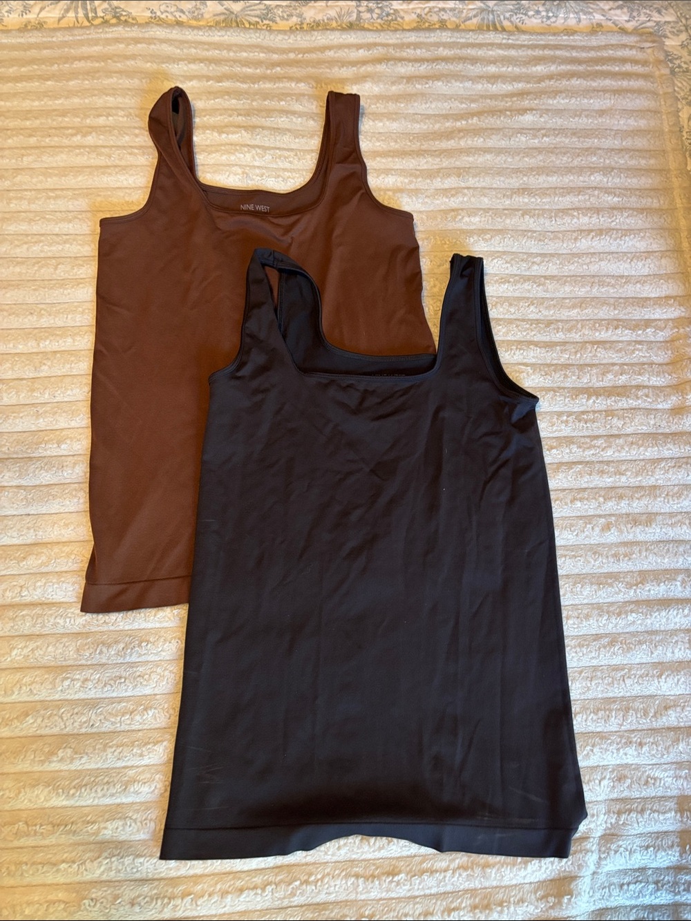 Nine West Women’s Scoop Neck Tank Tops - Black & Brown L/ XL